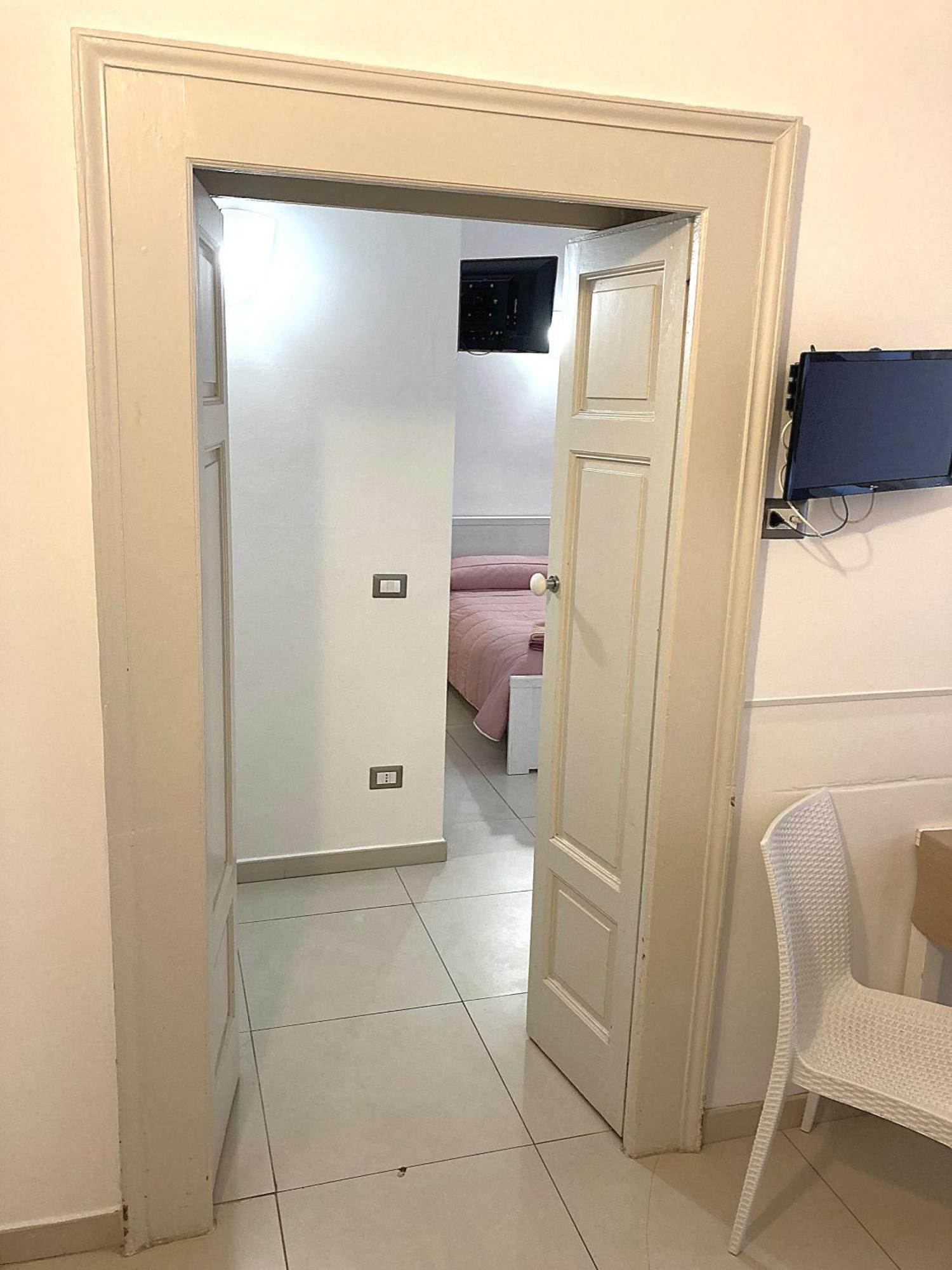Appartamento Aurora Bari Exterior foto