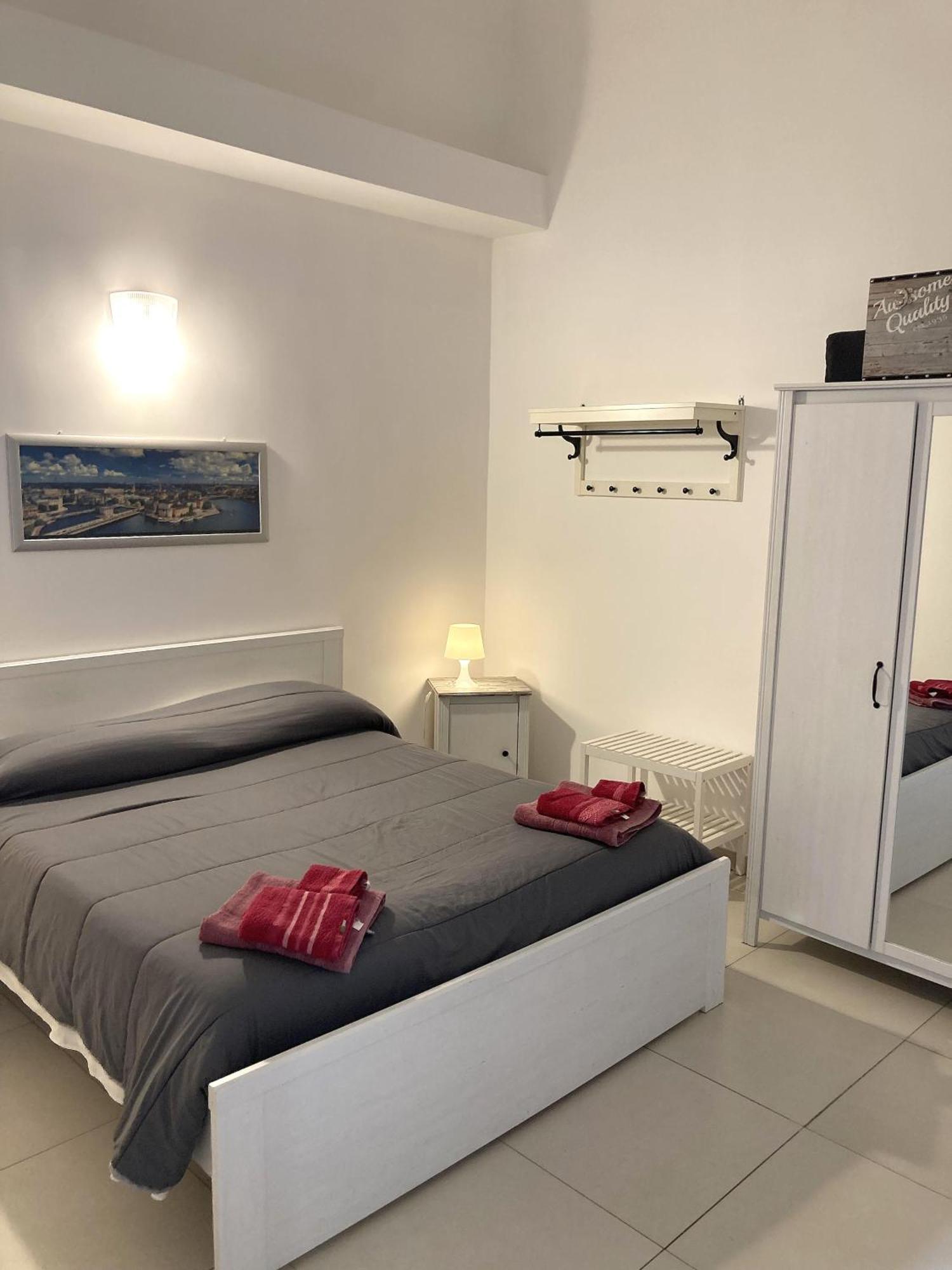 Appartamento Aurora Bari Exterior foto