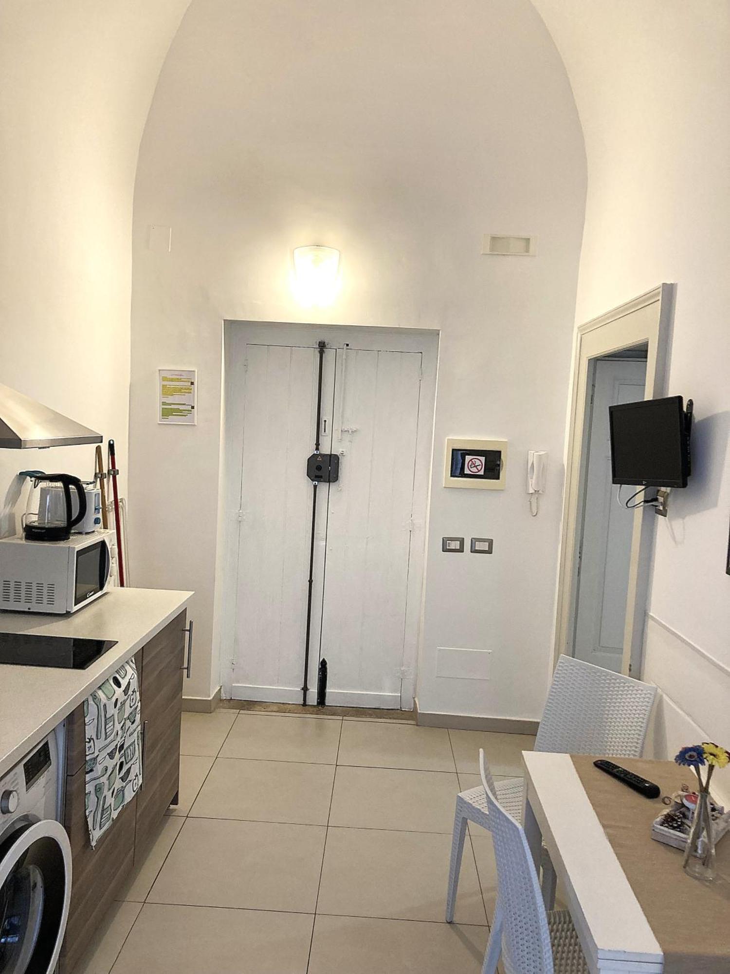 Appartamento Aurora Bari Exterior foto